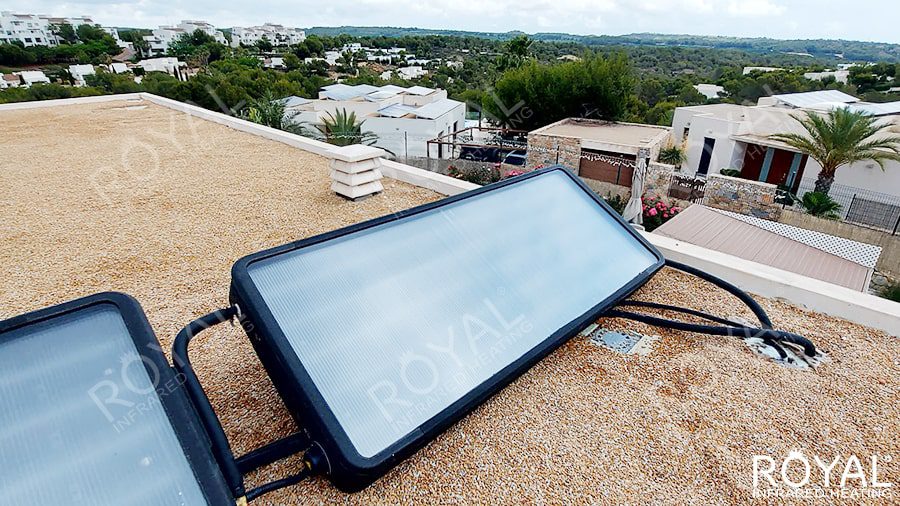 solar-water-heater-aquam-solis-by-royal-infrared-heating1-min